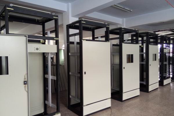 沂水控制柜-3683厂家控制柜检修需要注意的